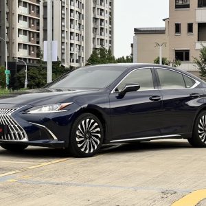 2023 Lexus ES 200頂級版