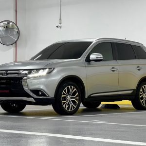 2017 Mitsubishi Outlander 旗艦型 5+2