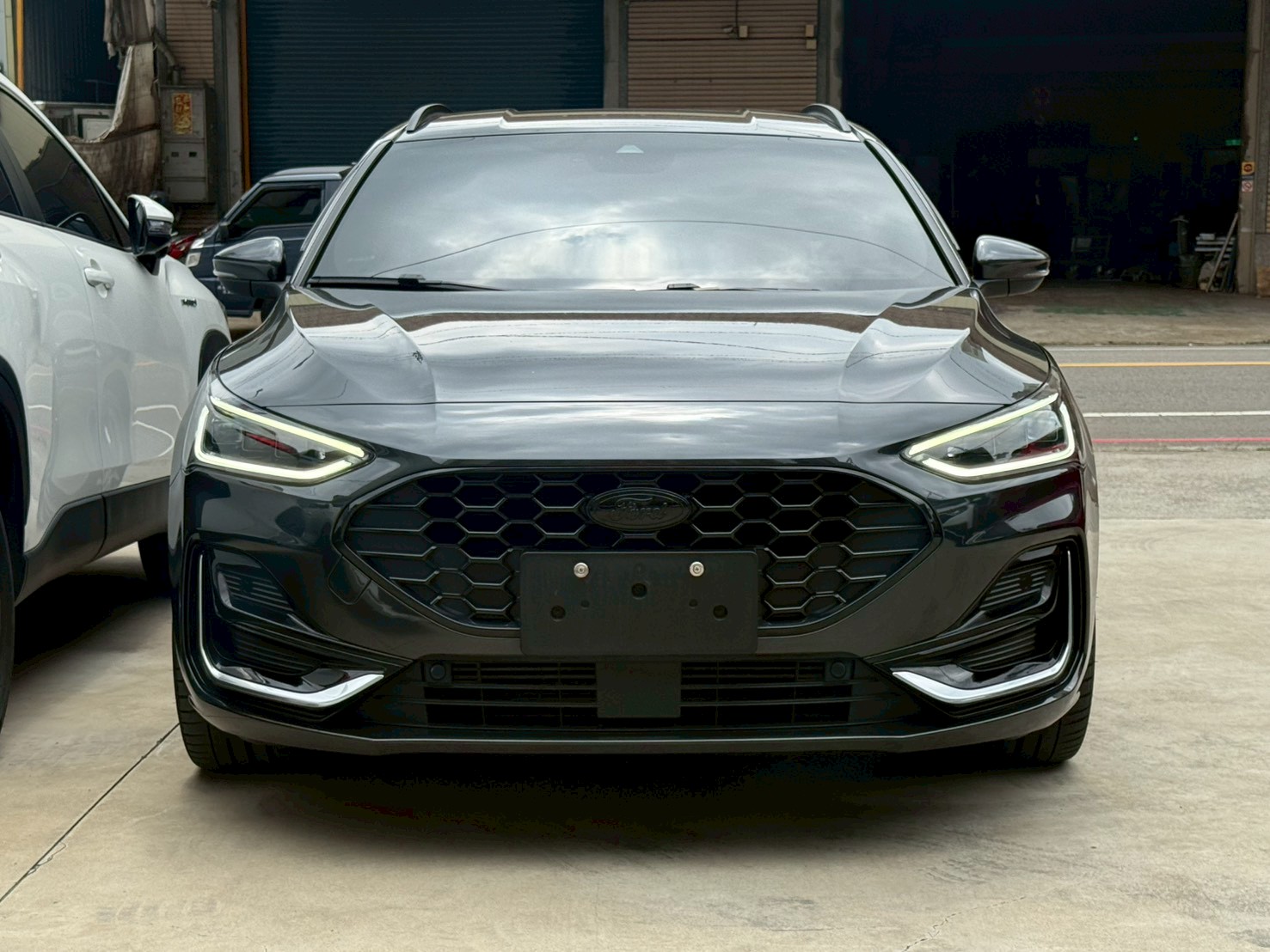 2024 Ford Focus Wagon V:圖片 2