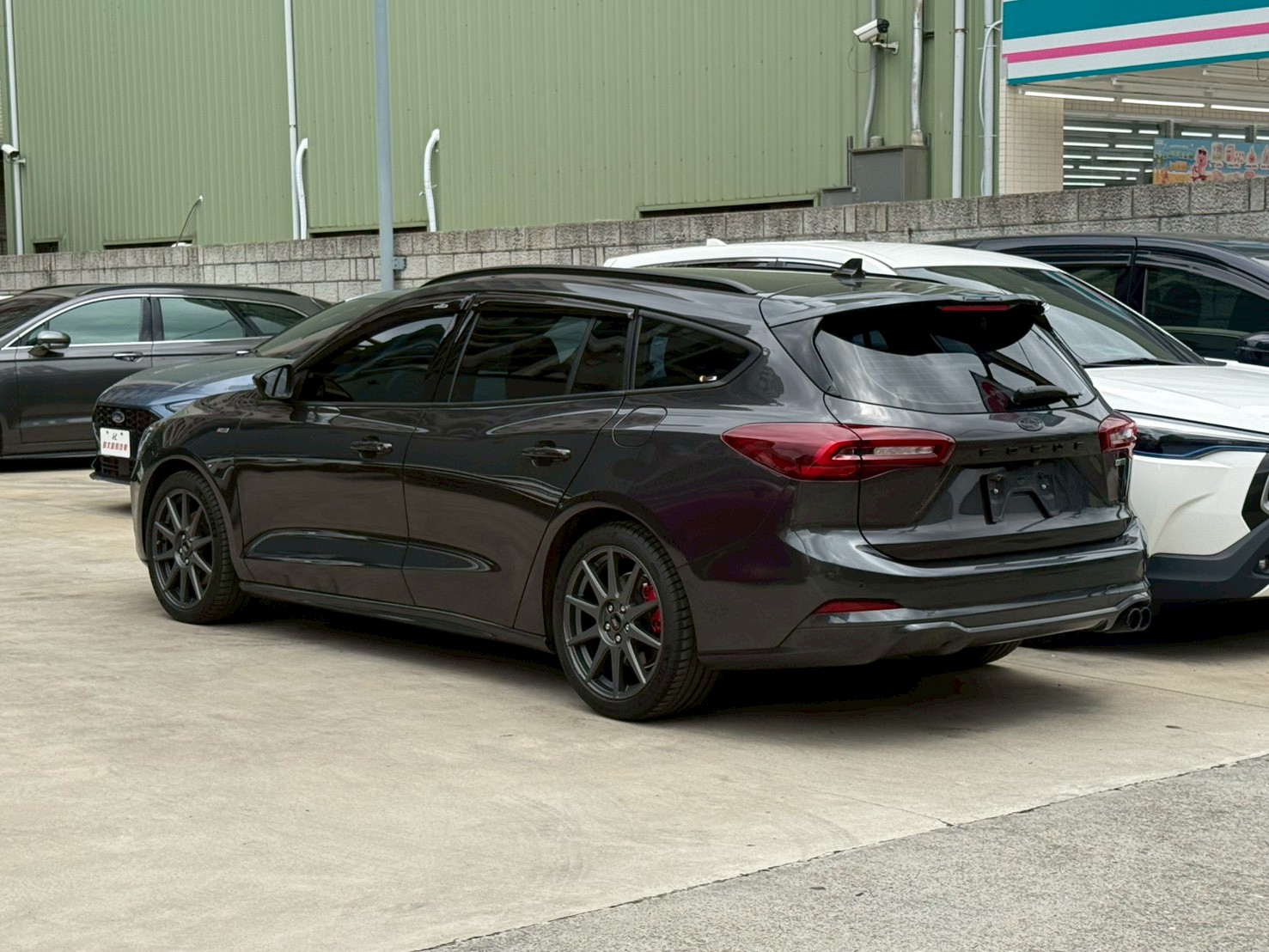 2024 Ford Focus Wagon V:圖片 3