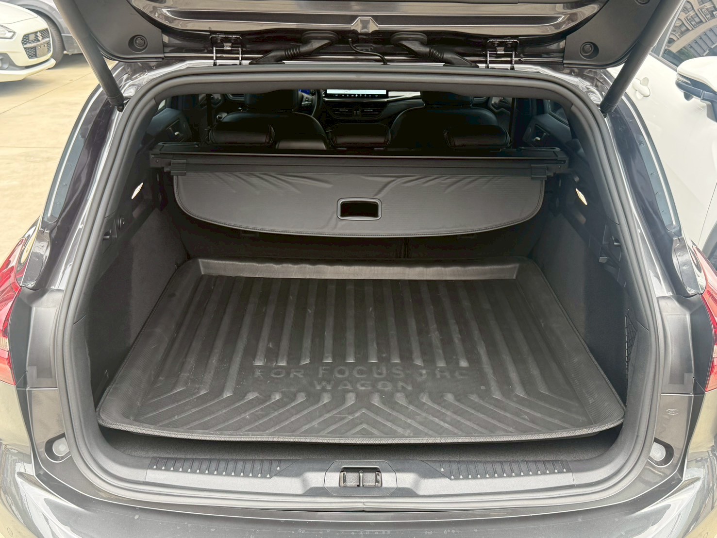 2024 Ford Focus Wagon V:圖片 5