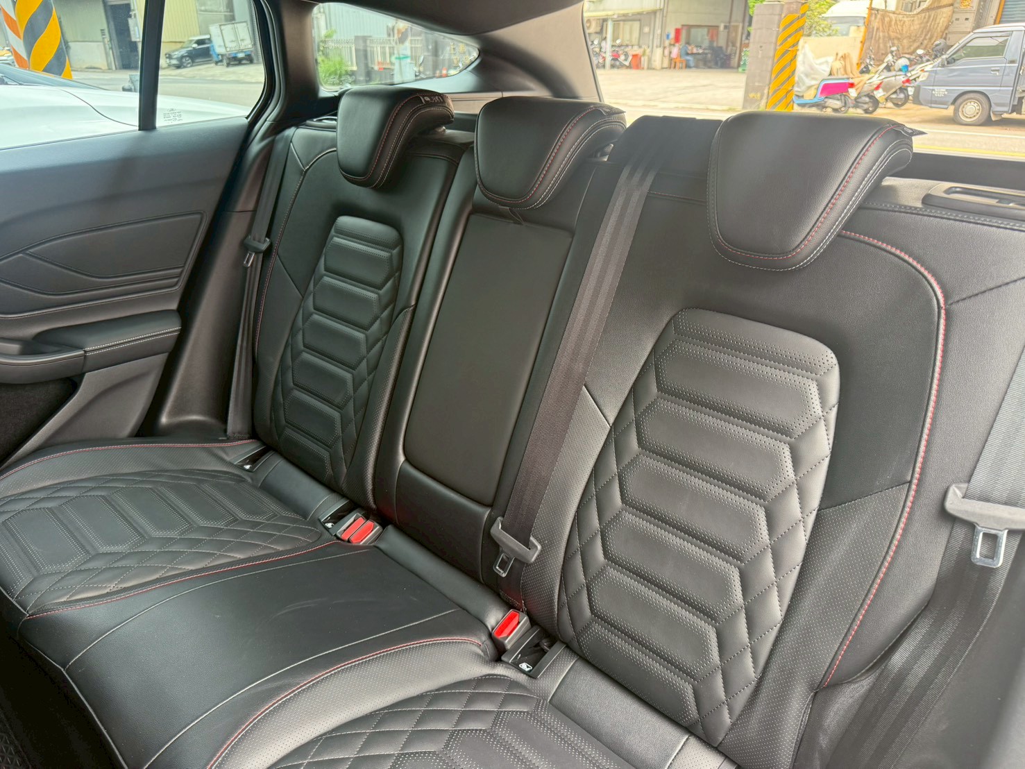 2024 Ford Focus Wagon V:圖片 7