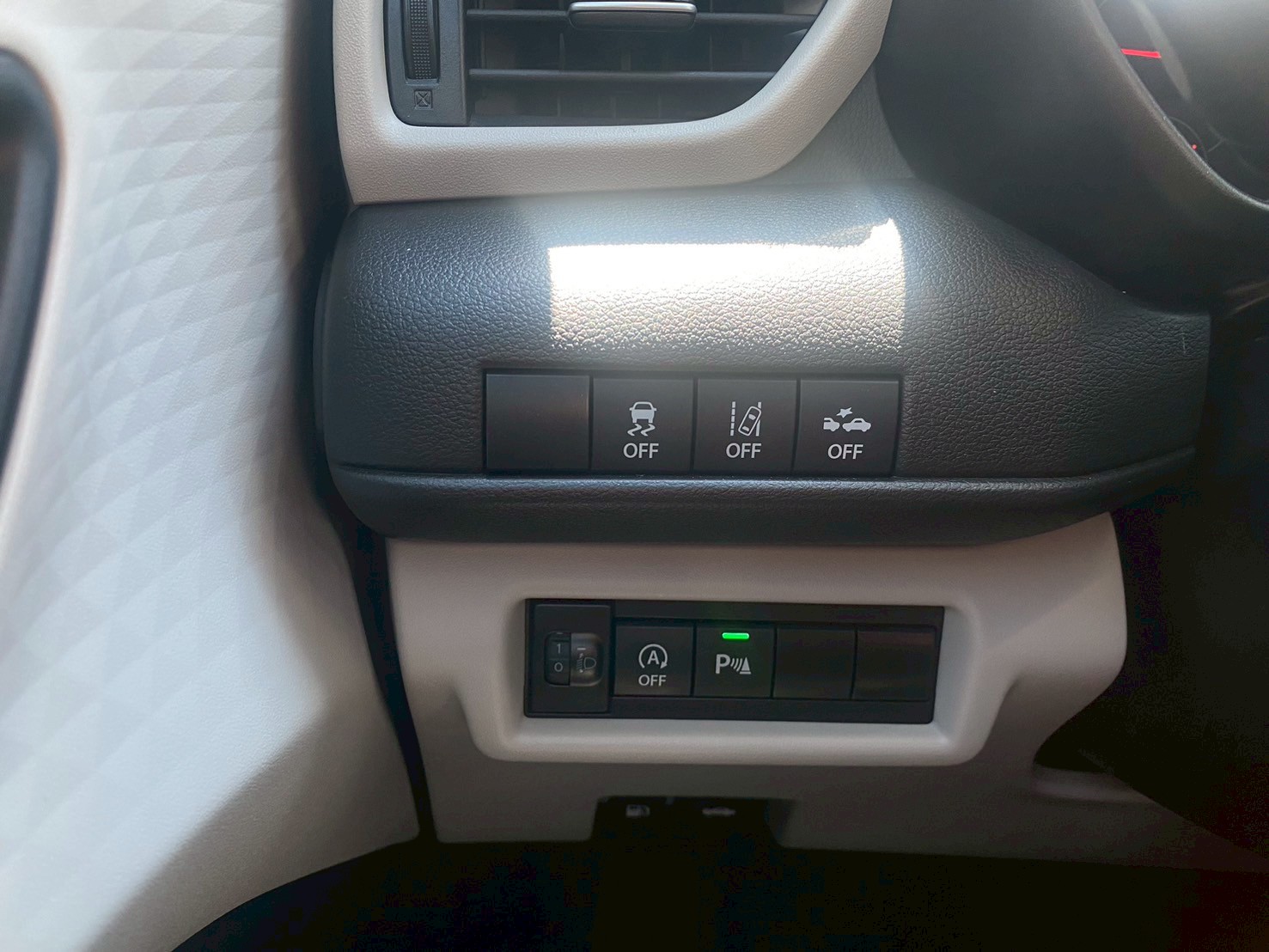 2024 SUZUKI SWIFT GLX 輕油電:圖片 13